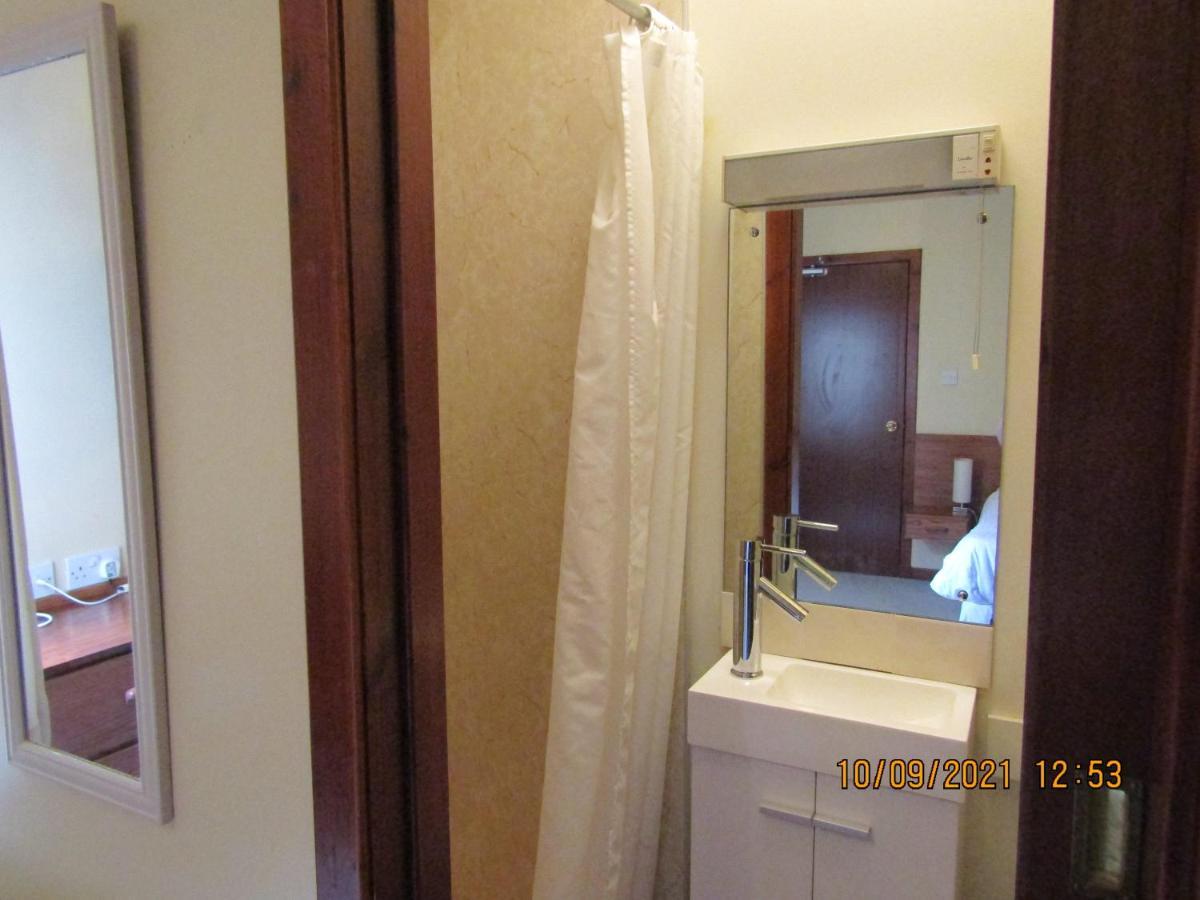 סטונהייבן Queens Hotel מראה חיצוני תמונה