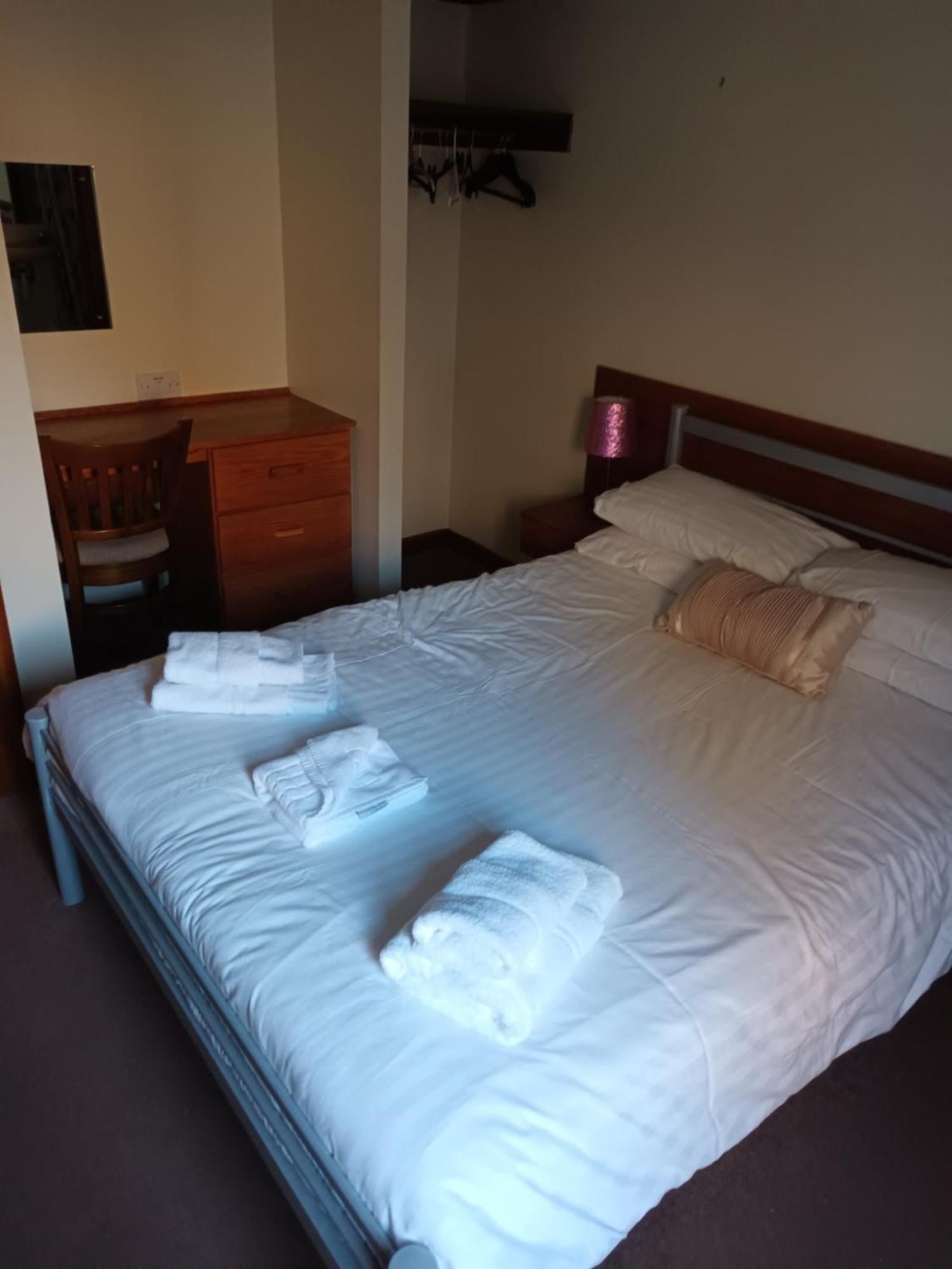 סטונהייבן Queens Hotel מראה חיצוני תמונה